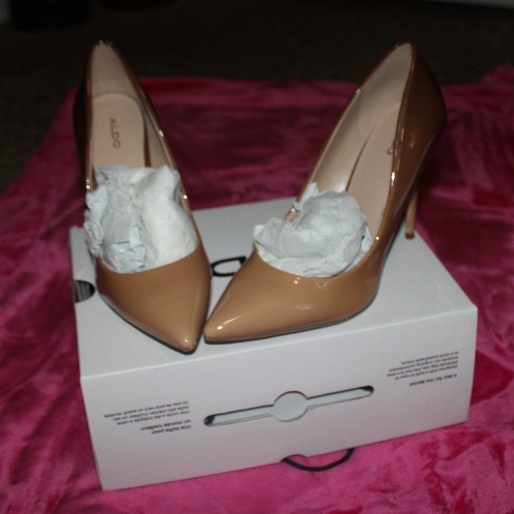 Pump Heels - image 1